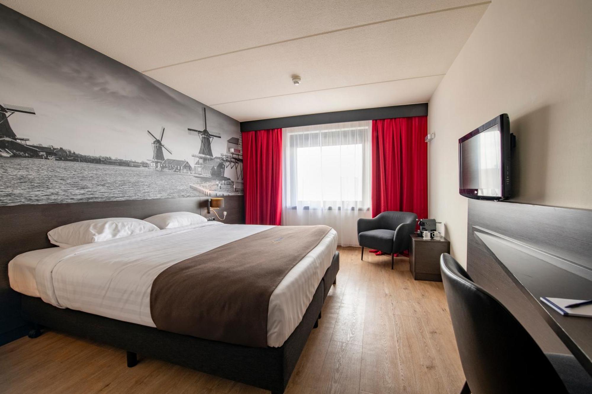 Bastion Hotel 3*
